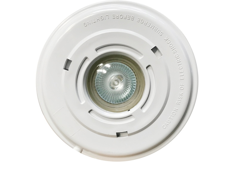 Luce LED per piscina_06.jpg