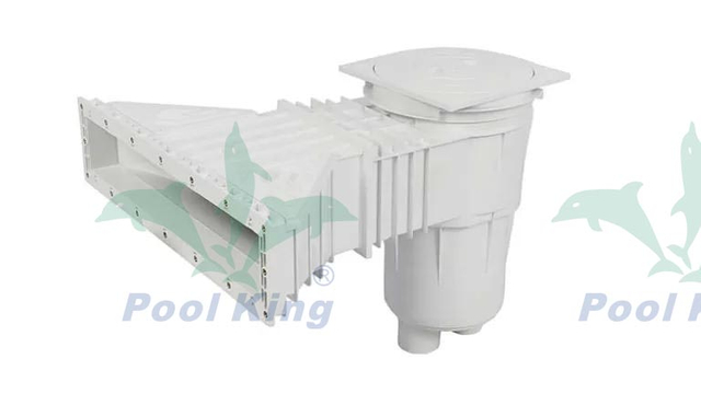 Wide Mouth Skimmer With Extended Throat For Concrete