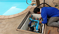 //iprorwxhkponln5p.ldycdn.com/cloud/lqBprKmmlqSRjllmqjknkp/should-i-turn-off-pool-pump-when-raining.jpg