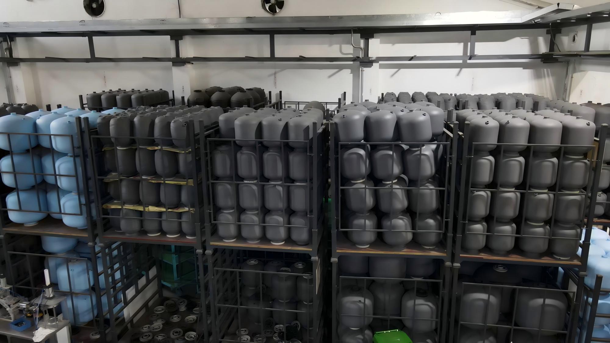 Laminated Sand Filter Coating Workshop